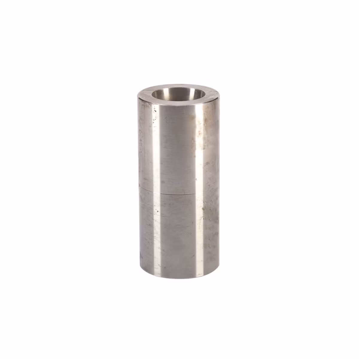 Tuleja do zęba palca ładowacza L880 110 mm 20 stopni Tuleja do zęba palca ładowacza L880 110 mm 20 stopni