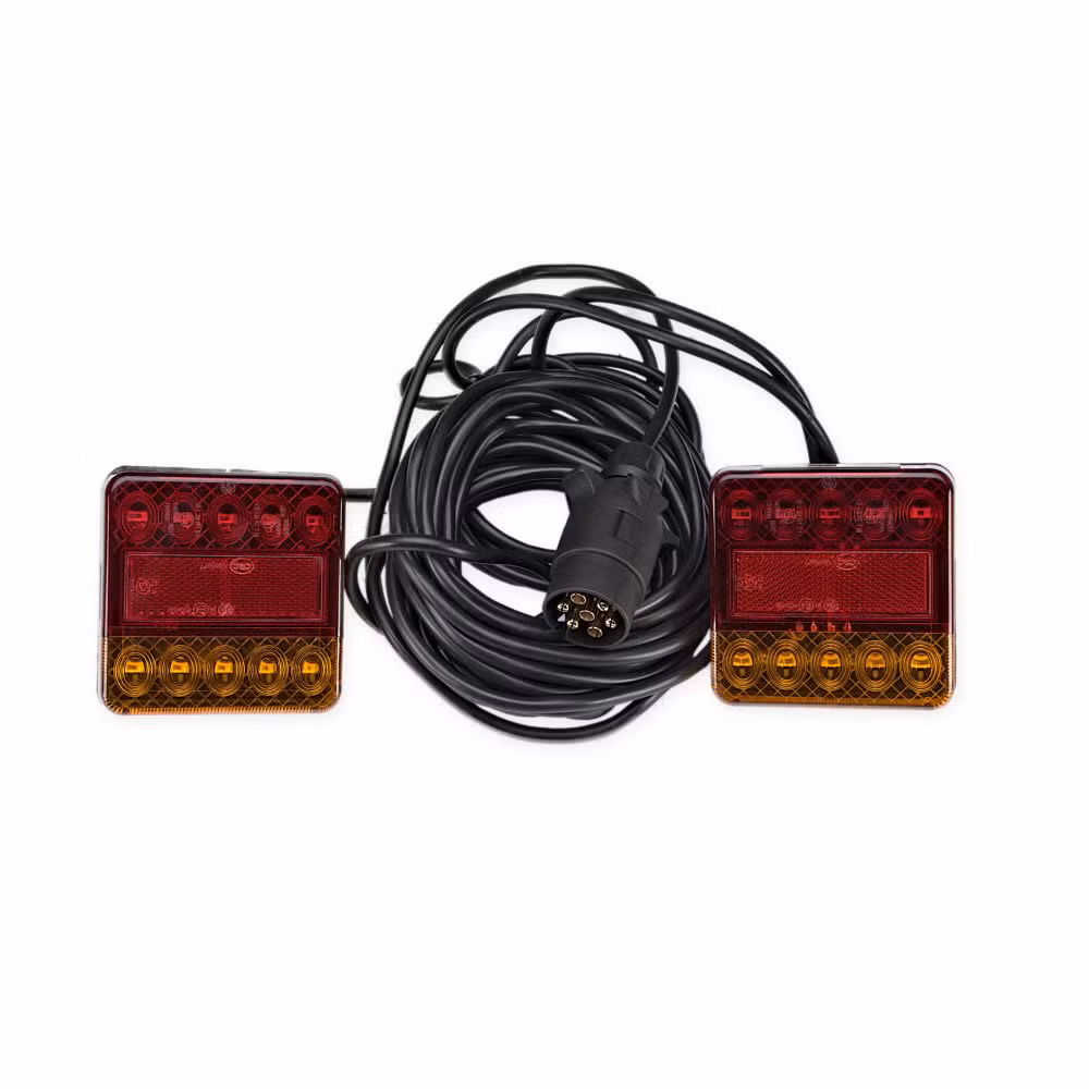 Zestaw lamp LED na magnes z przewodem 7,5 m Zestaw lamp LED na magnes z przewodem 7,5 m